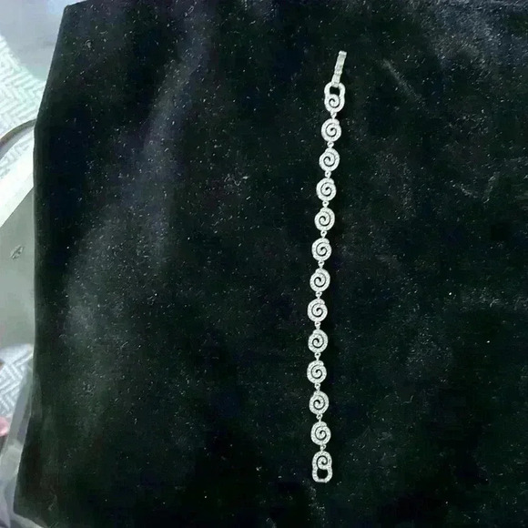 Nordstrom crystal necklace and bracelet - Picture 5 of 8